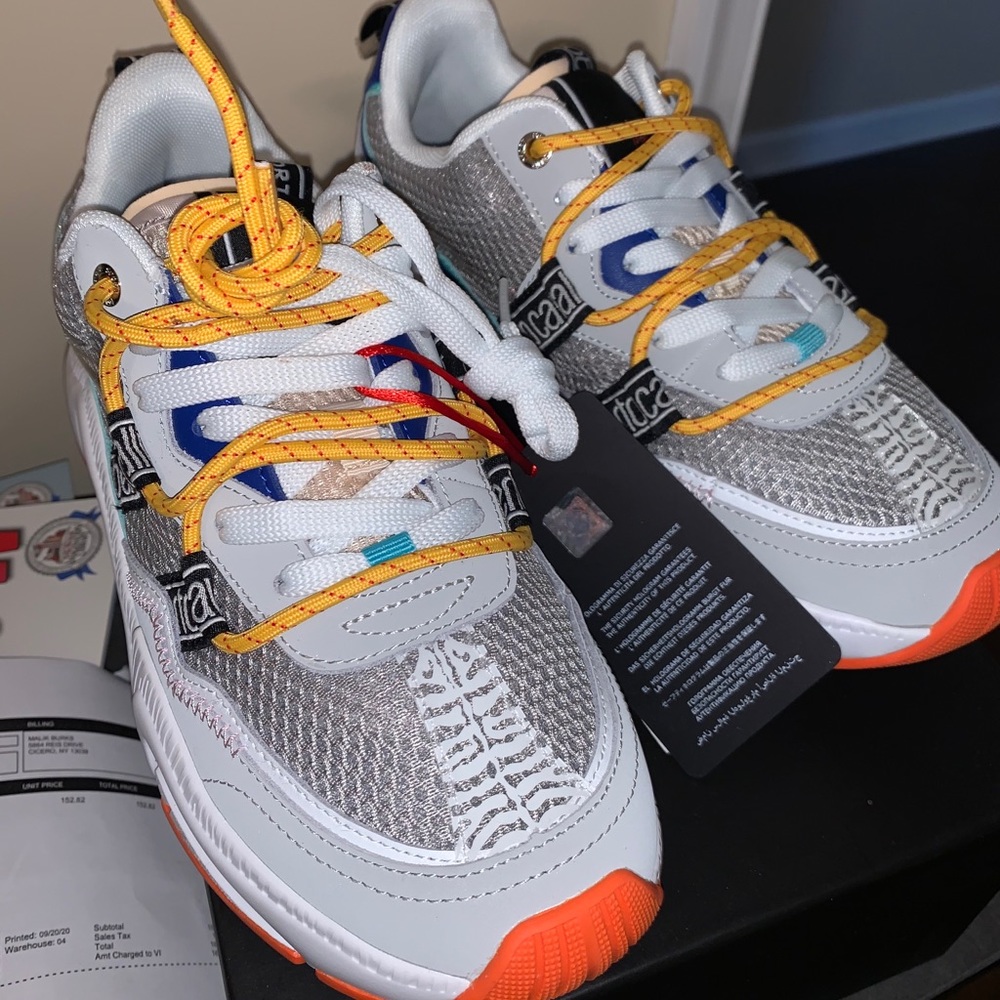 Men’s Sneakers size 9